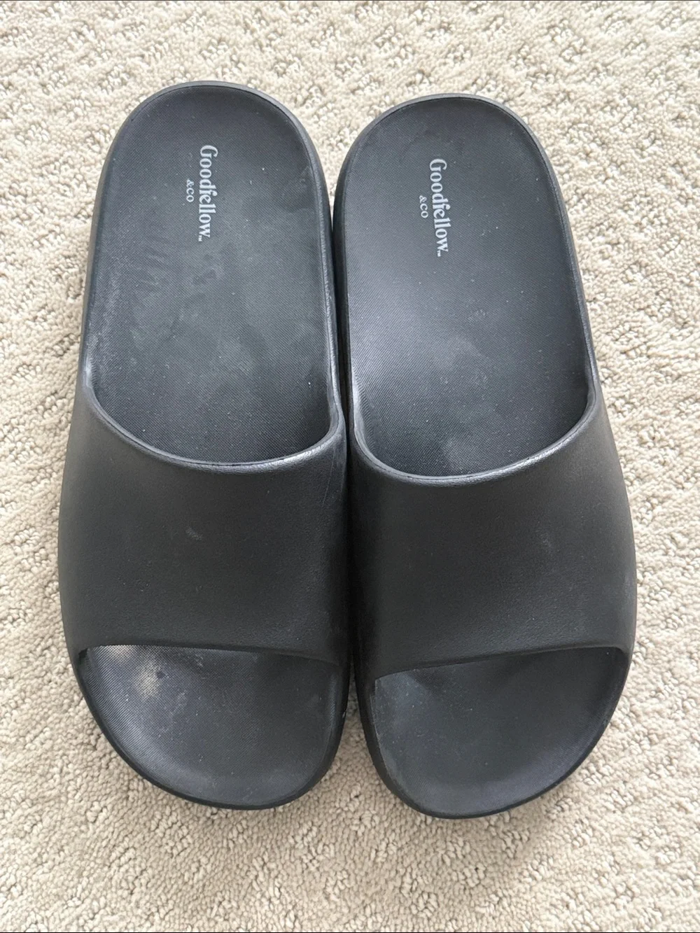 Men’s Goodfellow Kendrix black slides sandals - size 8